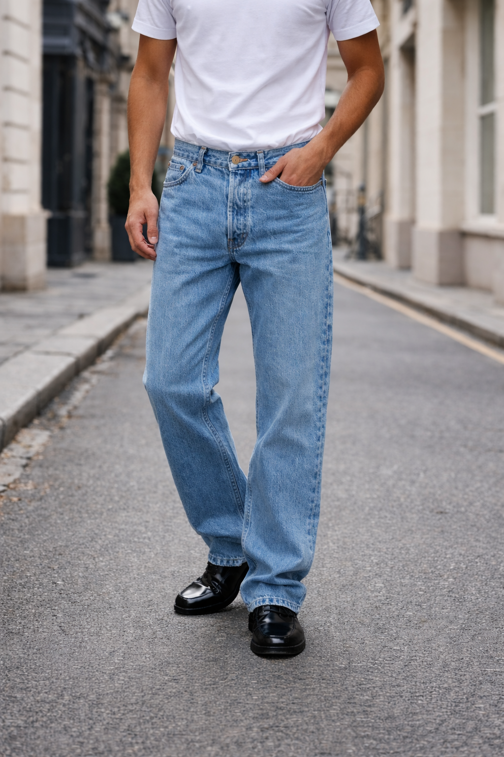 RELAXED CLASSIC WASHED JEANS – LIGHT BLUE